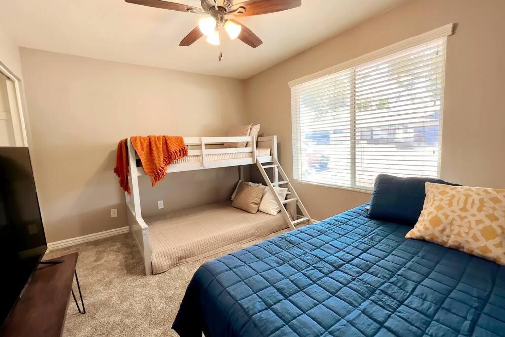 Mesa Oasis Private Pool Spacious! 10+ Guests 7 Beds New, Great Location! Buitenkant foto