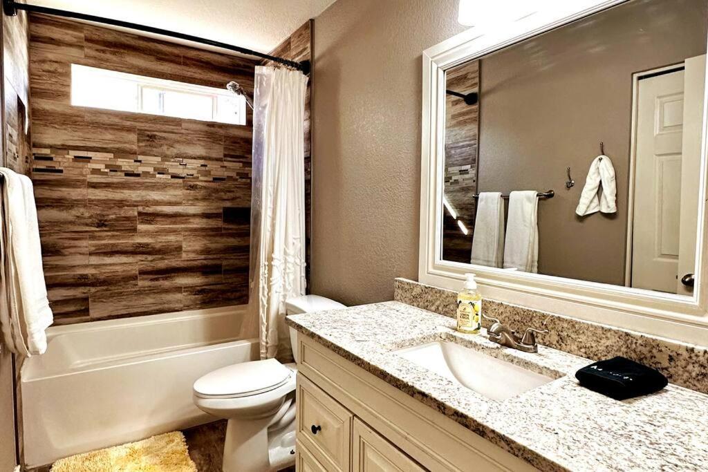 Mesa Oasis Private Pool Spacious! 10+ Guests 7 Beds New, Great Location! Buitenkant foto